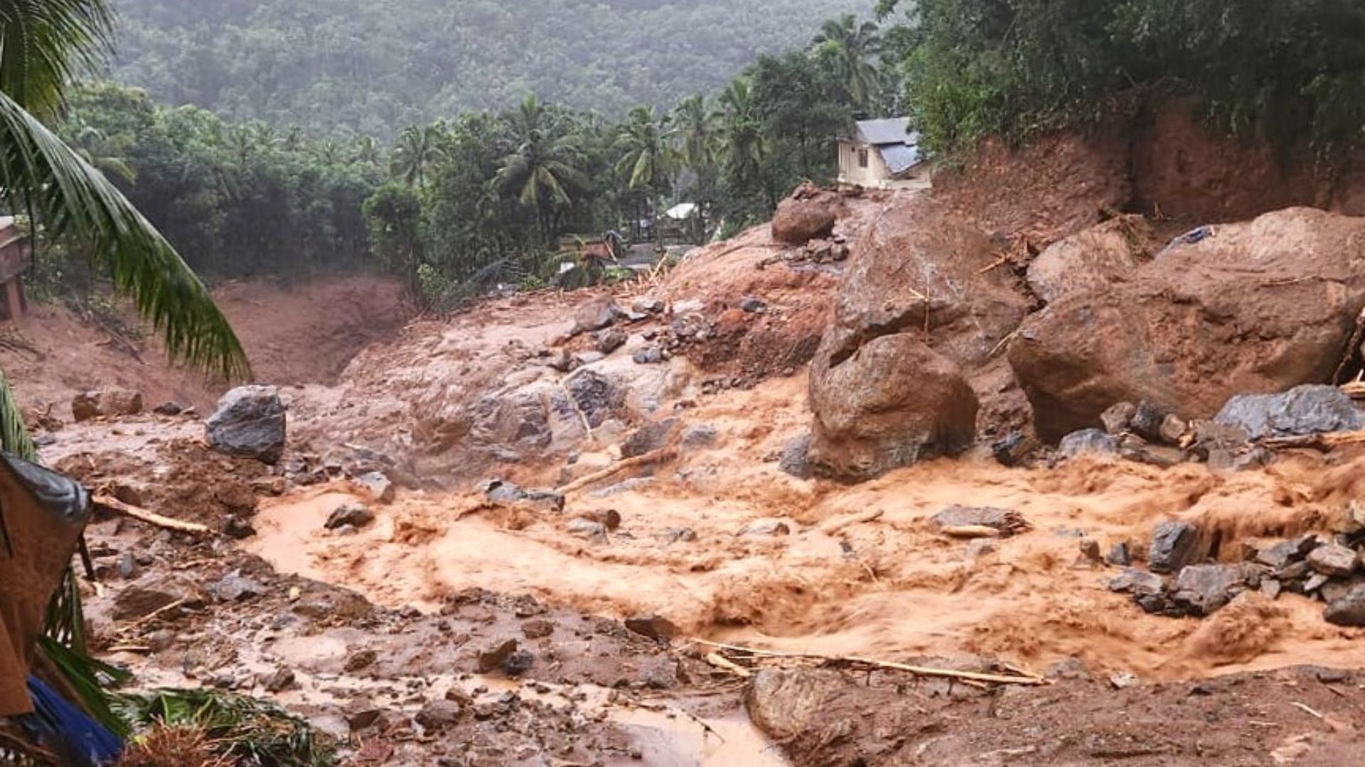 Wayanad Landslides: Local Hero Prajeesh Goes Missing After Braving Landslides to Rescue Stranded Villagers in Wayanad