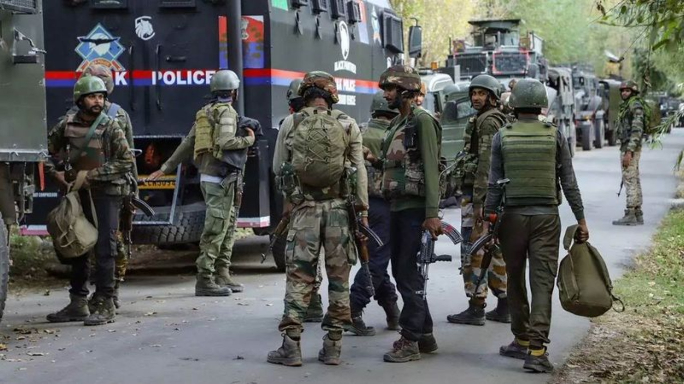 Two Army Soldiers Wounded in Fierce Clash with Terrorists in South Kashmir’s Kokernag