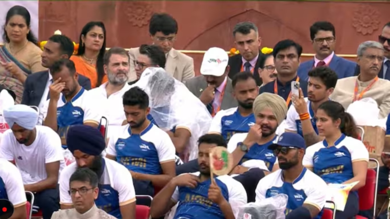 Rahul Gandhi’s Seating Sparks Chatter During 78th Independence Day Celebrations At Red Fort