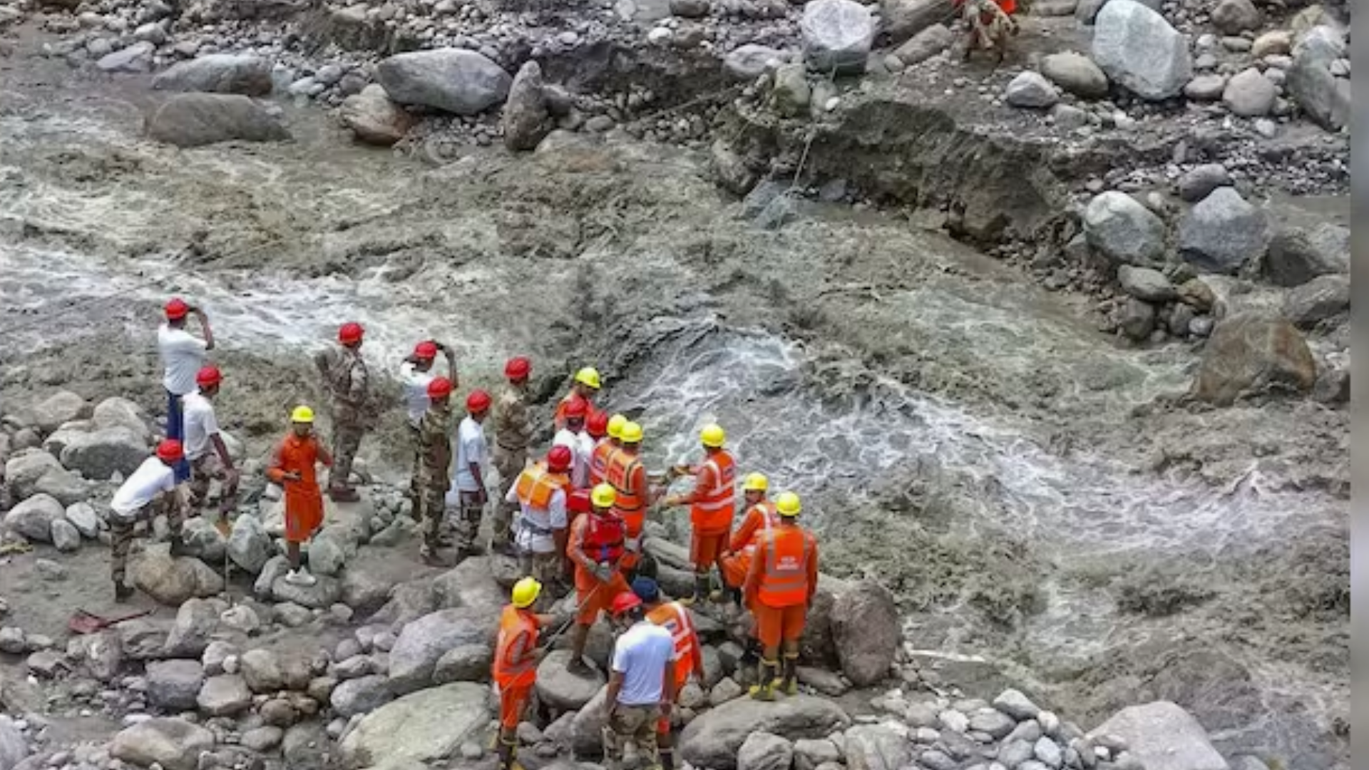 Samajh Cloudburst Crisis: Ongoing Heavy Rain Impedes Rescue Operations