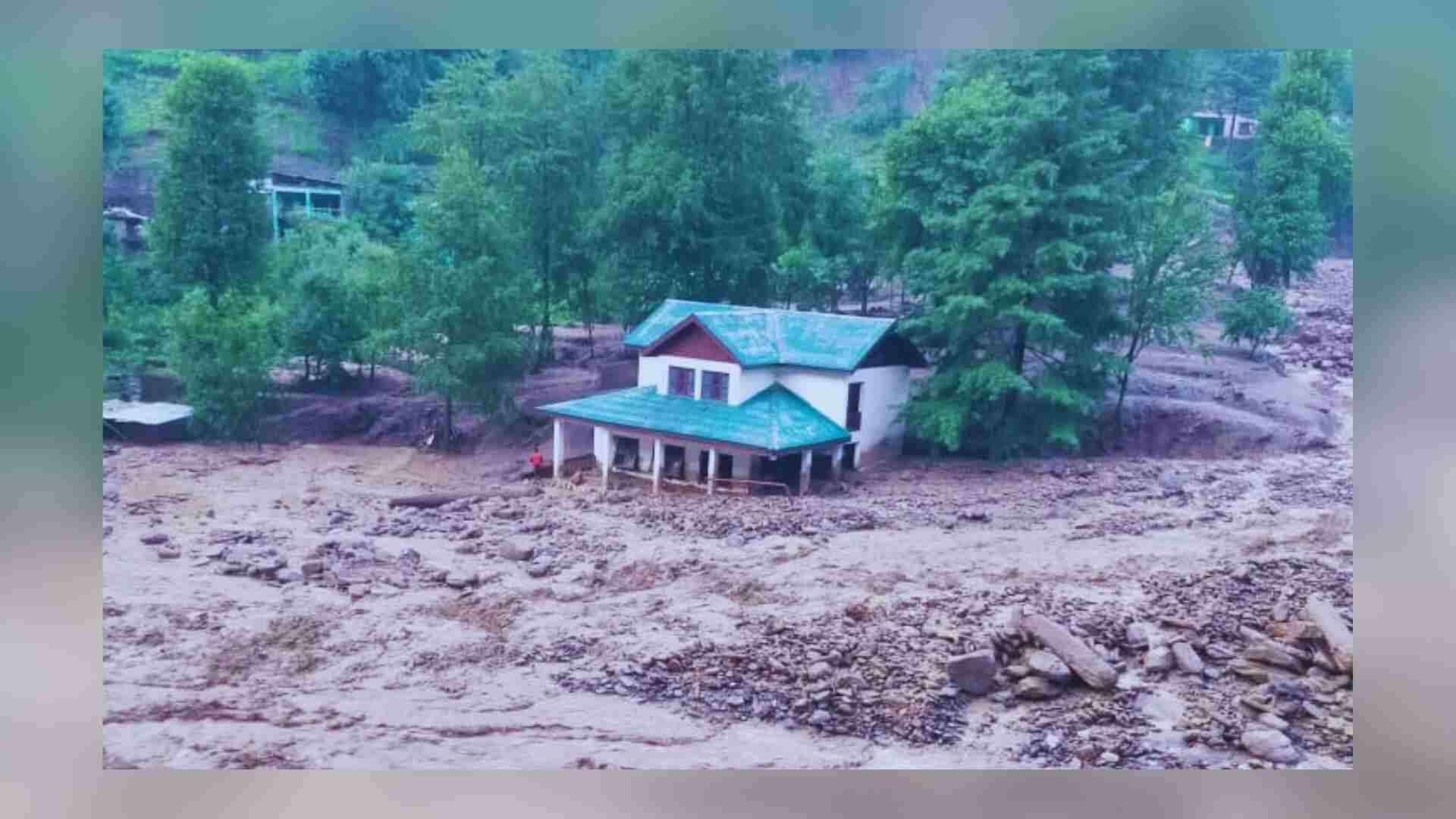 Cloud Burst Hits Ganderbal, Jammu & Kashmir: Paddy Fields Damaged And Vehicles Trapped