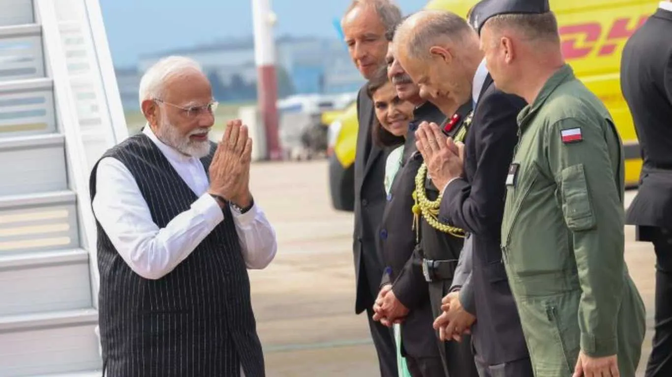 PM Modi And President Duda Discuss Strategic Partnership In Warsaw