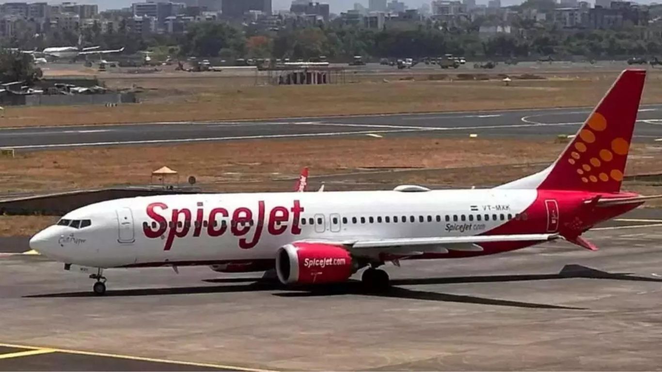 SpiceJet Placed Under DGCA Enhanced Surveillance Amid Operational Struggles: What Passengers Need to Know