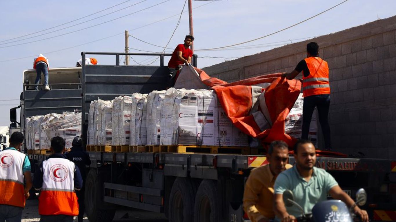 UN Humanitarian Vehicle Targeted by Israeli Forces in Gaza Despite Coordination, Staff Unharmed