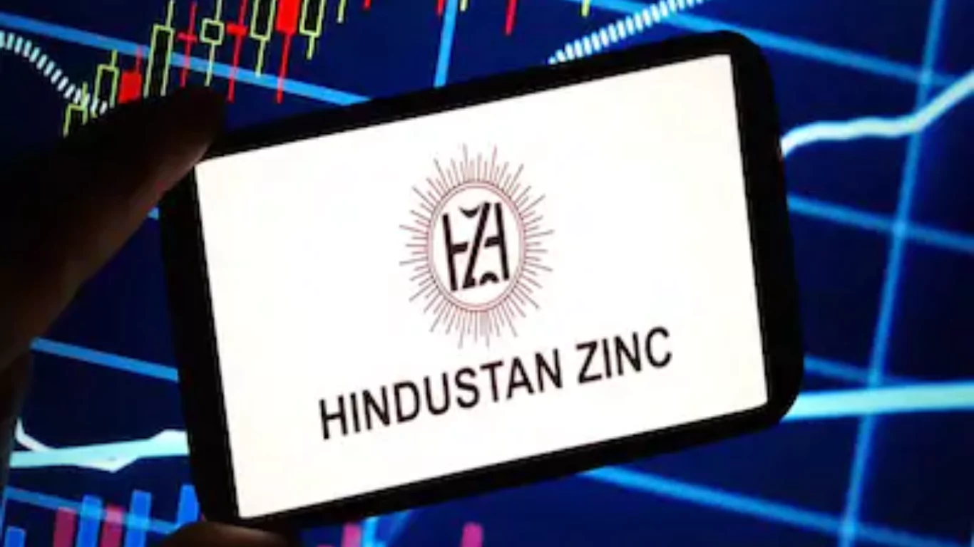 Aandelen Hindustan Zinc kelderen nu Vedanta met korting een bod tot verkoop uitbrengt; Vedanta kijkt naar strategische uitbreiding