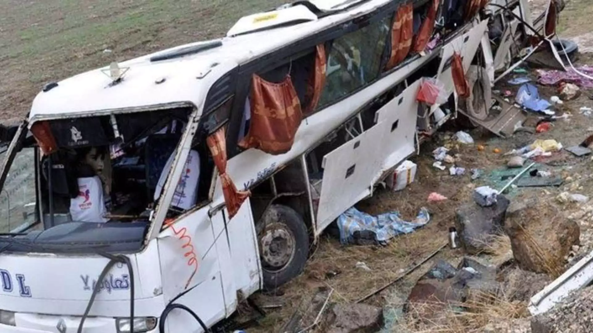 35 Pakistani Pilgrims Dead As Bus Overturns In Iran