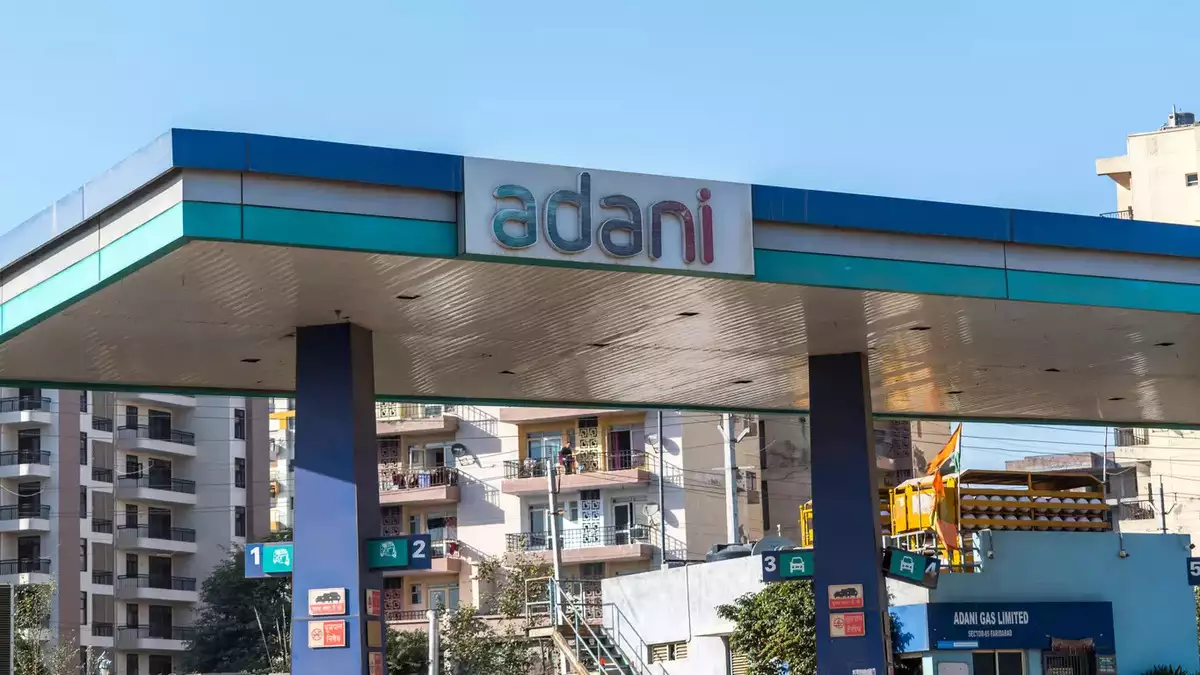 Adani Total Gas Secures ₹2,630 Cr Global Funding To Expand Operations