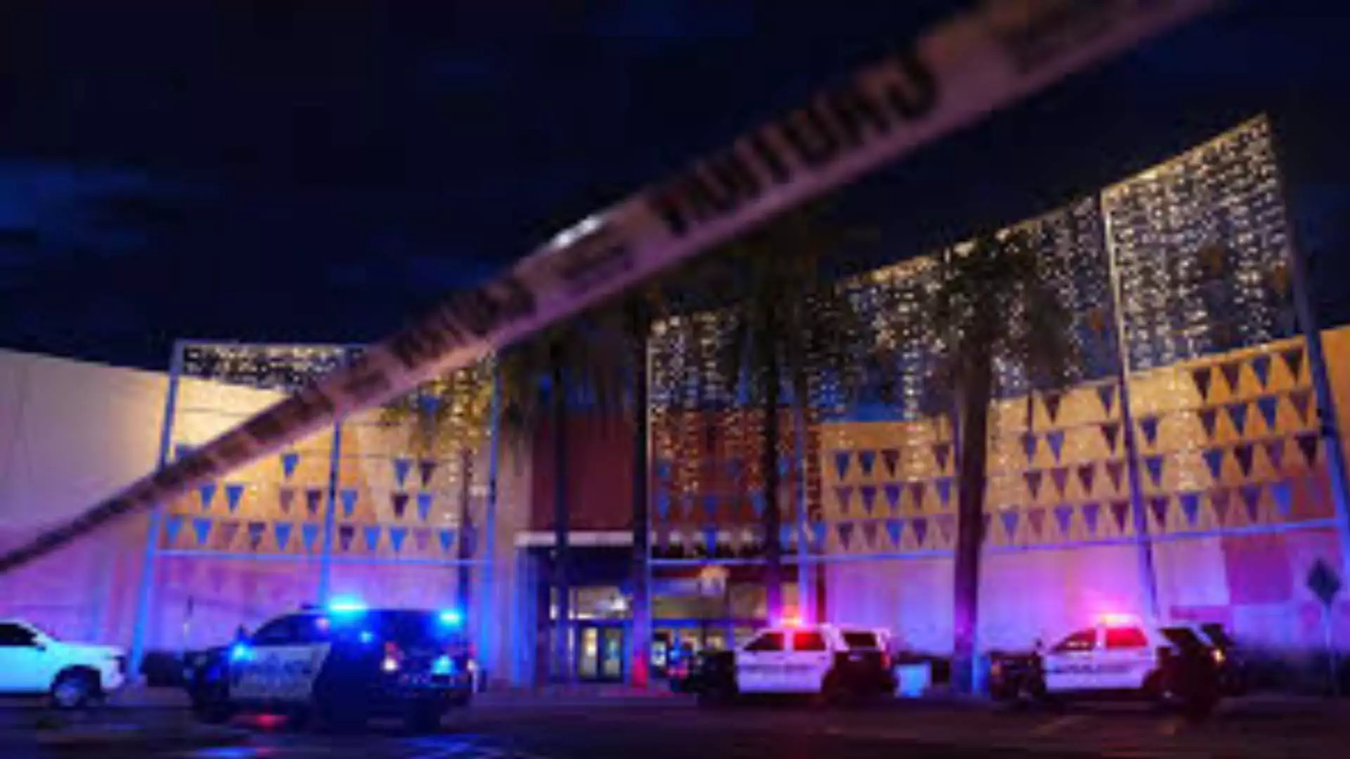 Arizona Mills Mall Shooting in Tempe: No Injuries Reported; Police Close off Parts of Mills Mall Amid Scare