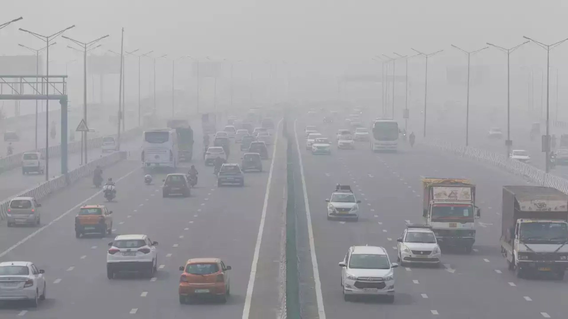 Delhi Govt’s ‘Green War Room’ To Tackle Winter Pollution