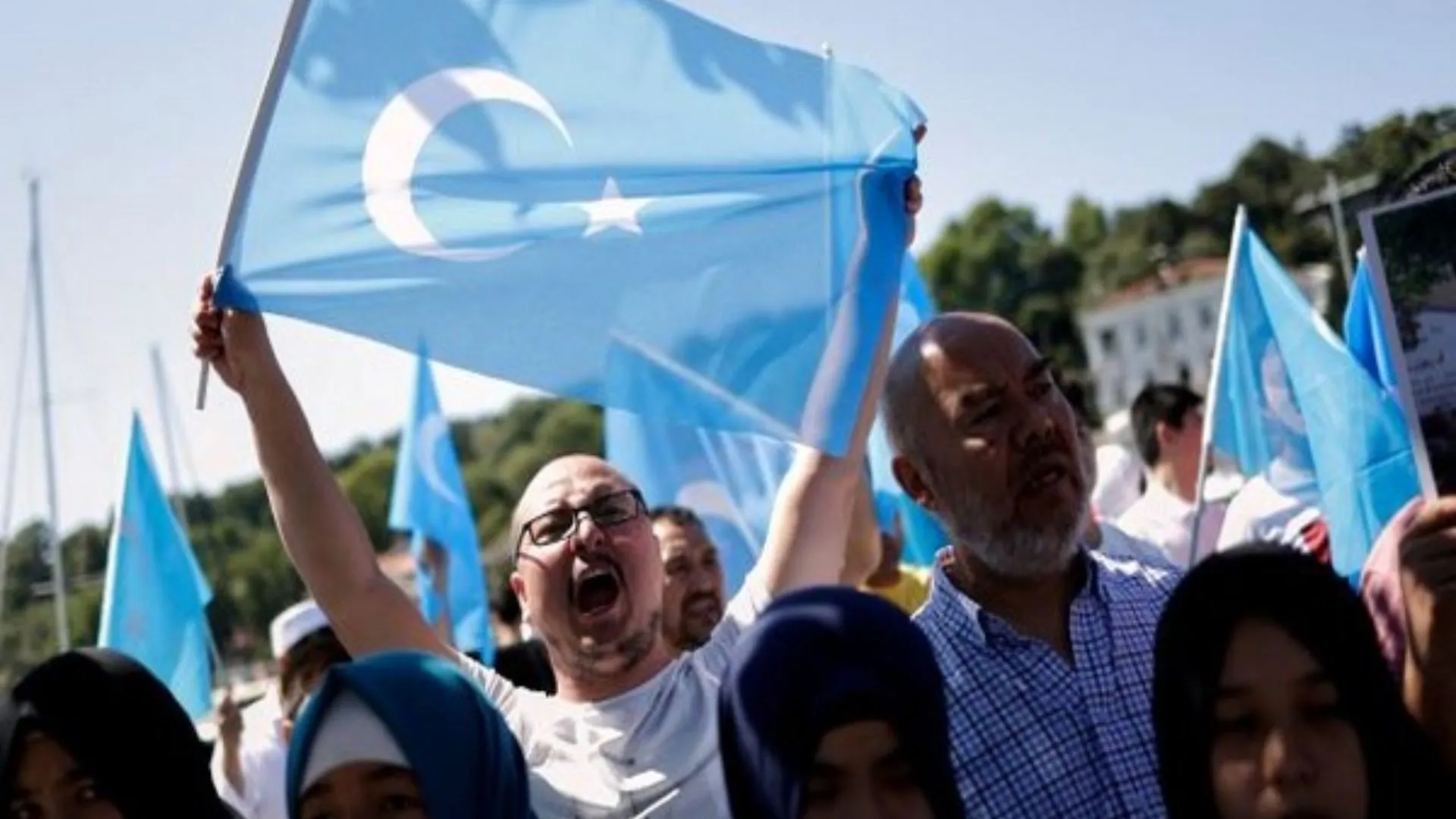 حكومة تركستان الشرقية تندد بالتحالف الباكستاني الصيني بسبب مخاوف الأويغور