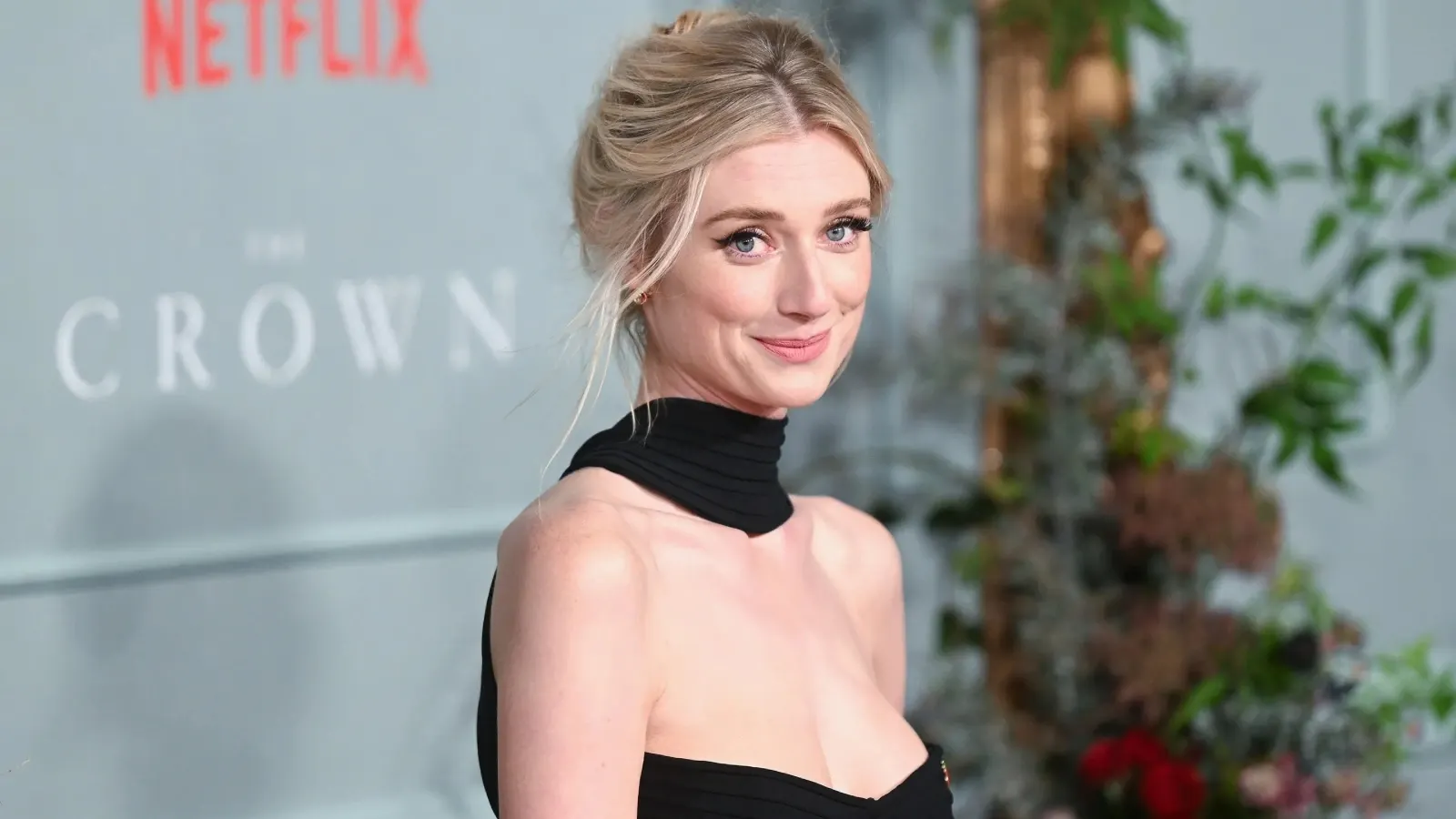 Emmys 2024: Elizabeth Debicki Wins Best Supporting Actress In Drama Series For ‘The Crown’