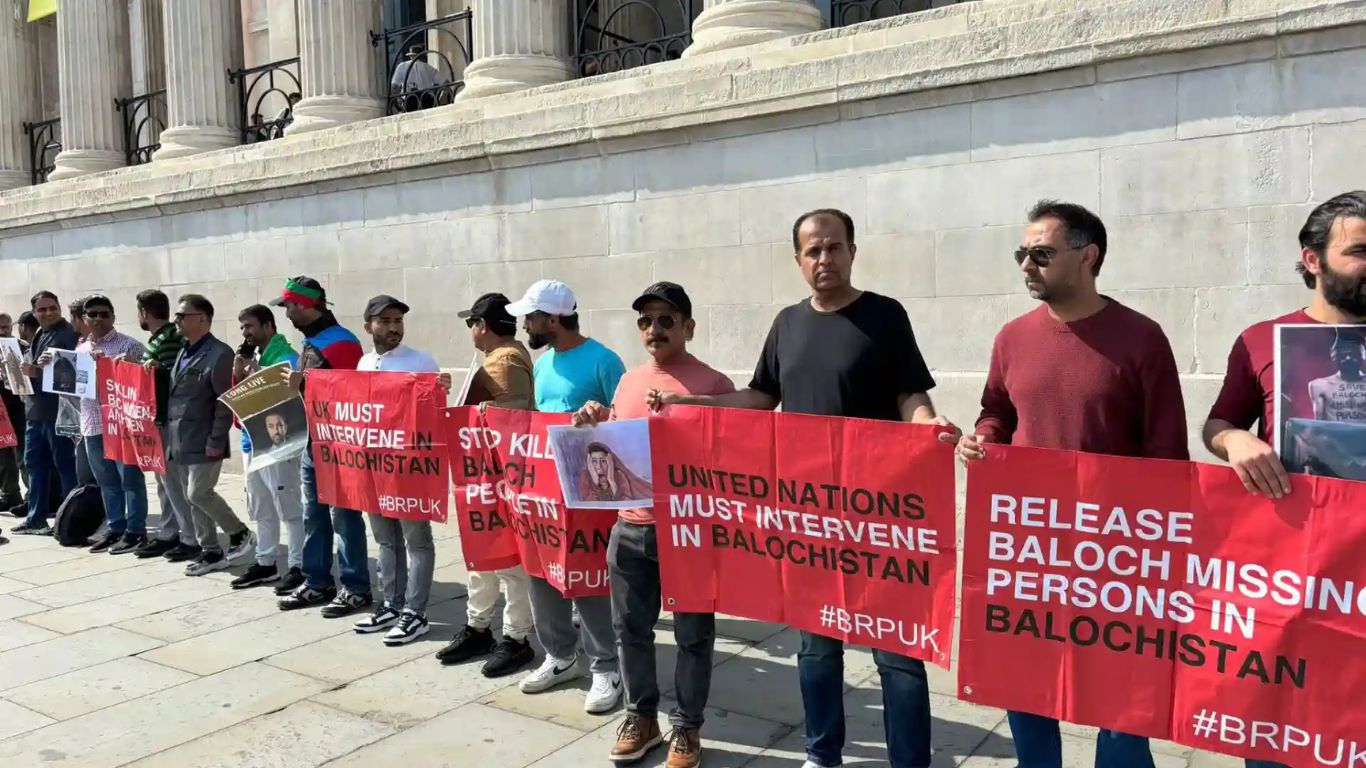 Comunidades baluches se manifiestan en Londres y Ámsterdam contra los abusos de Pakistán en Baluchistán