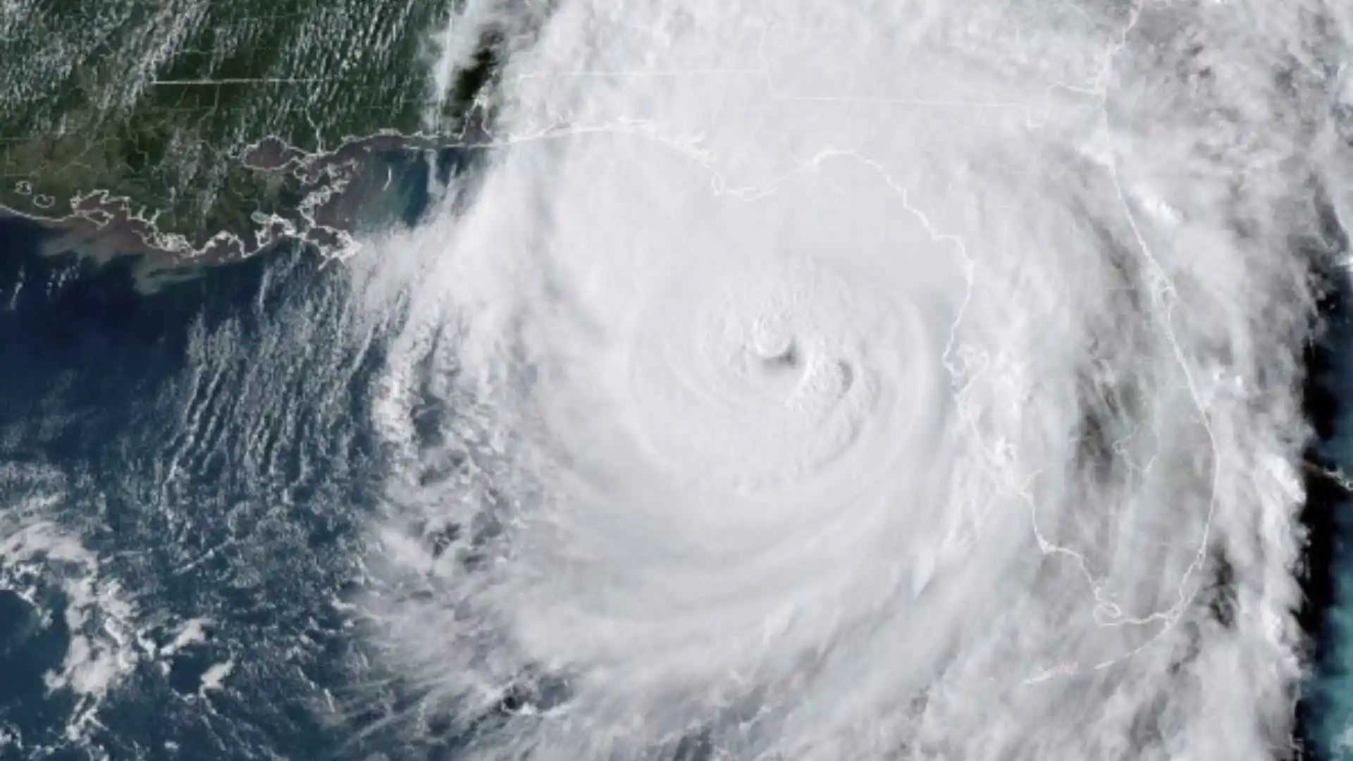 Hurricane Helene Causes Catastrophic Damage in North Carolina, Leaving 30 Dead