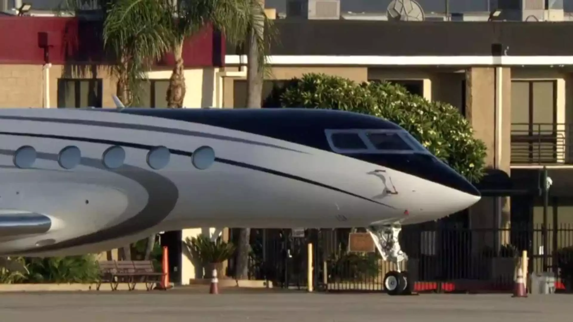 Jeff Bezos’ New $80 Million Gulfstream G700 Spotted; Luxurious Private Aircraft Nears Speed of Sound