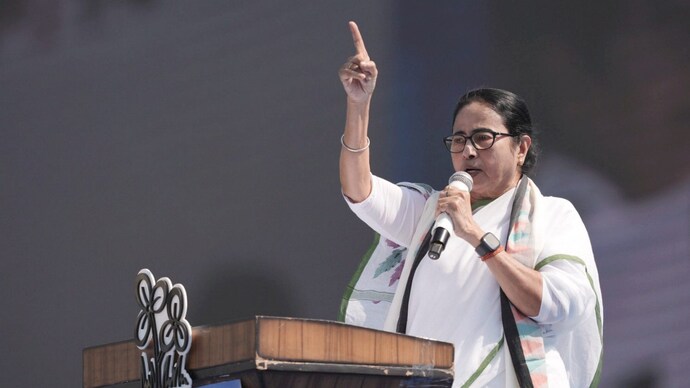 Mamata Banerjee Slams Centre: Lakhs Of Homes Flooded Due To Inaction