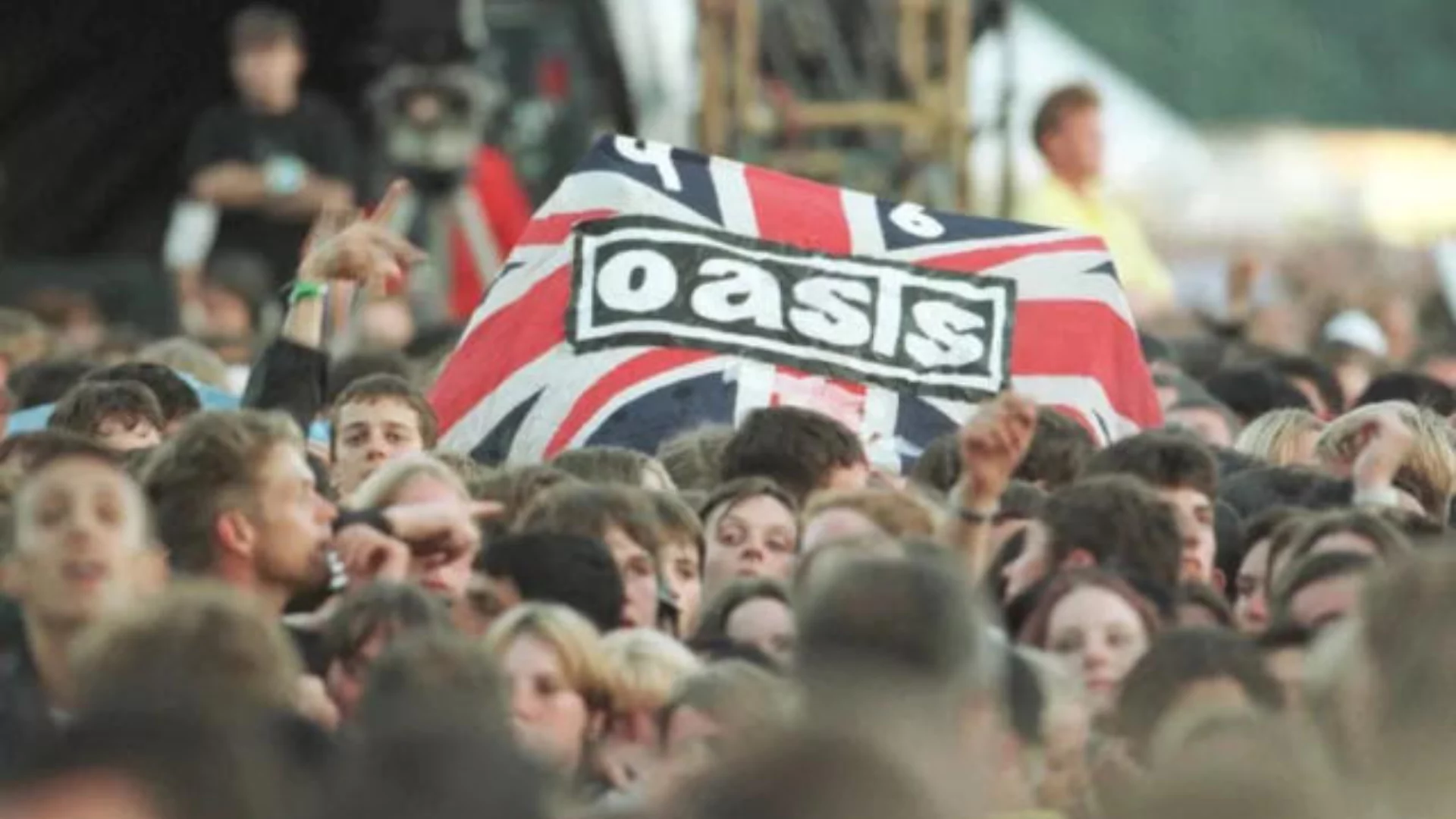 Oasis Fans Slam Ticketing System as “Unfair” at Wembley Extra Dates Ballot System