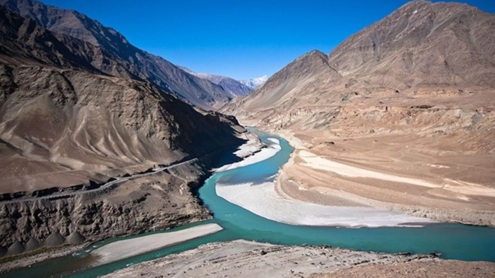 Pakistan Urges Compliance With Indus Water Treaty Following India’s Review Request