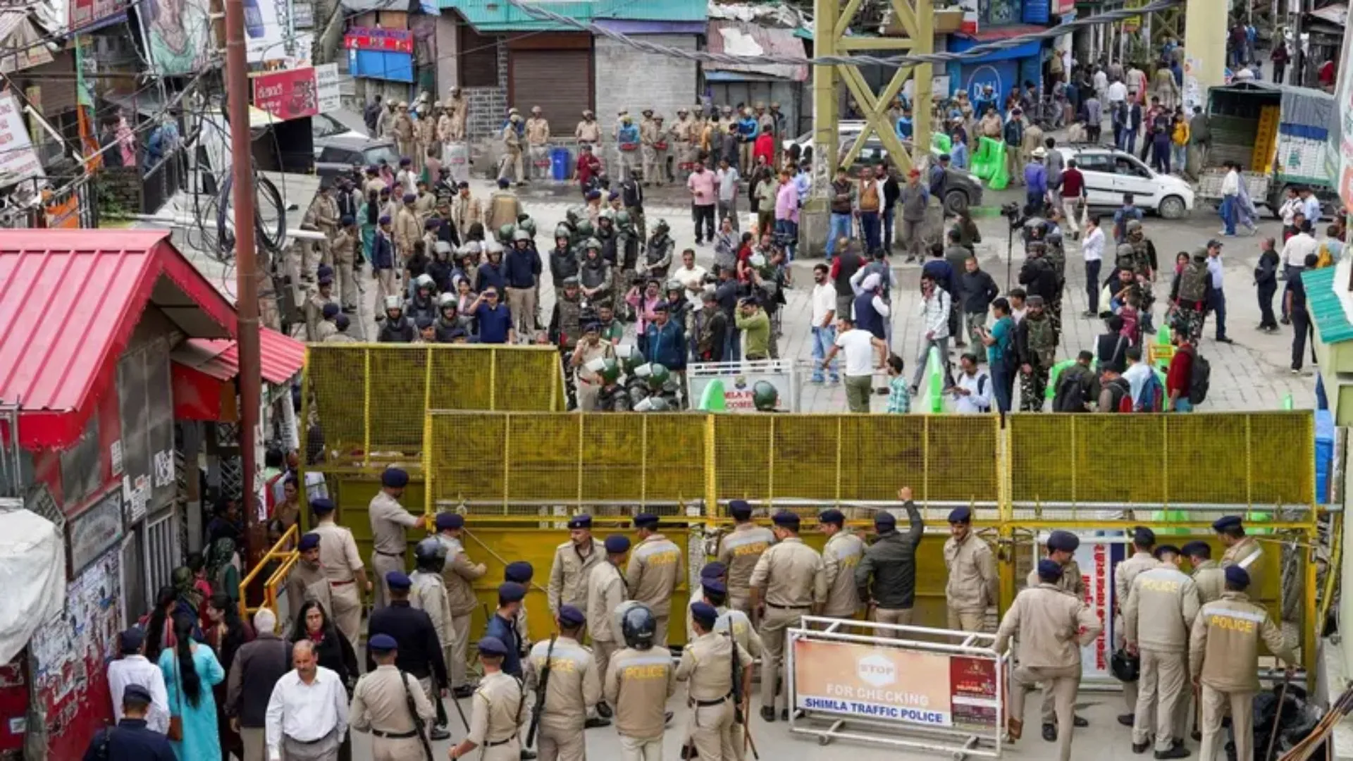 HP: Police Lathi Charge Protesters Over Alleged Illegal Mosque In Sanjauli