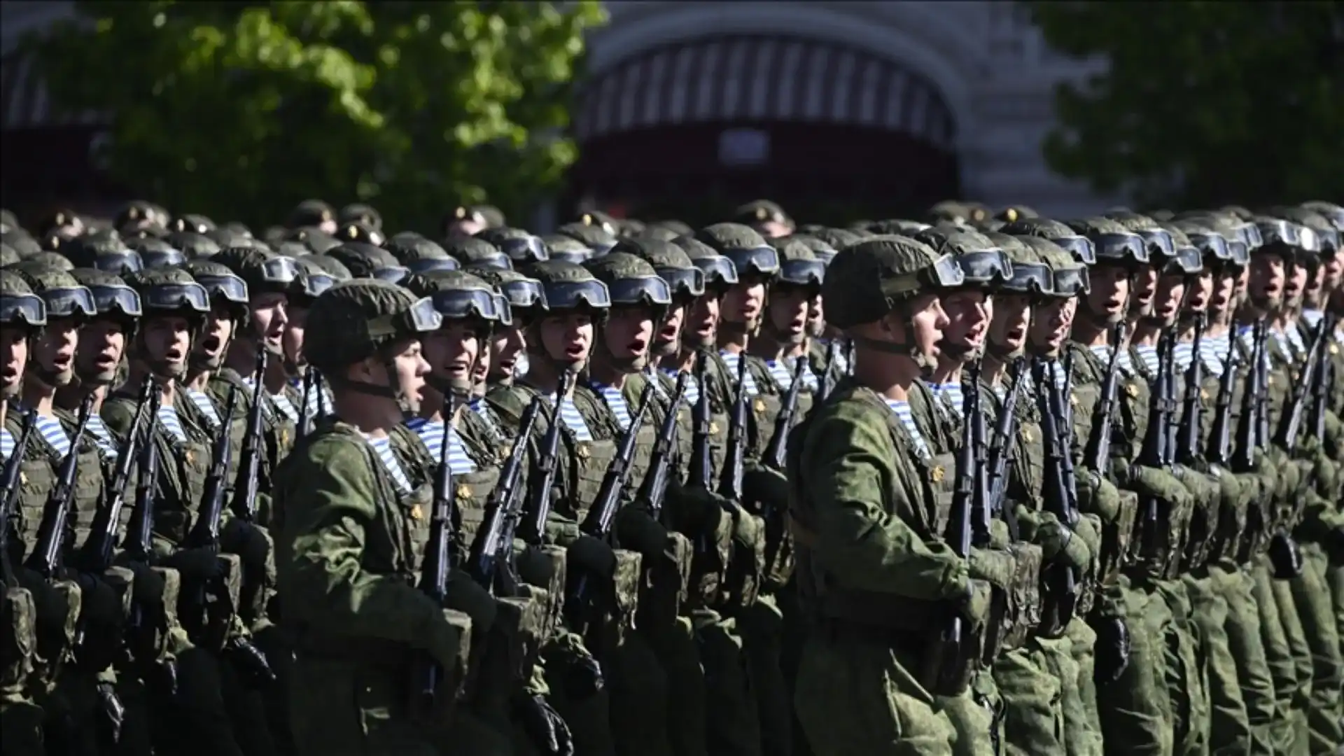 Putin Commands Major Military Buildup: 180,000 More Troops To Boost Russian Army To 1.5 Million