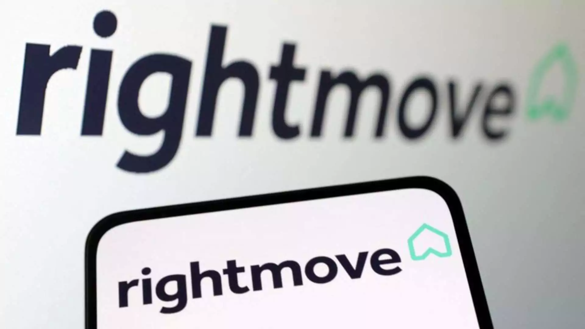 Rightmove Shares Surge 25% Amid REA Group’s Takeover Speculation