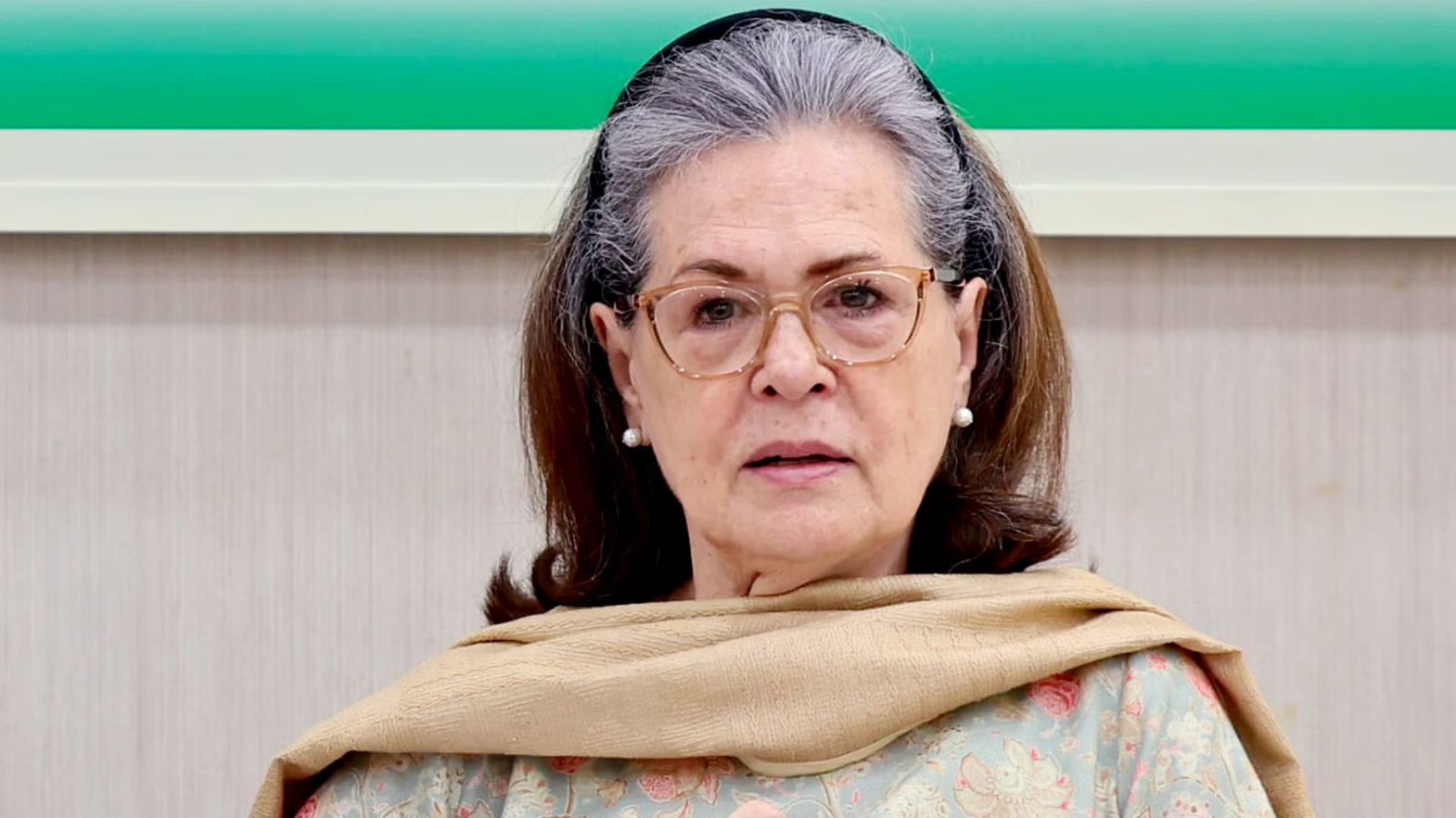 Sonia Gandhi, Other Leaders Pay Tribute To Sitaram Yechury