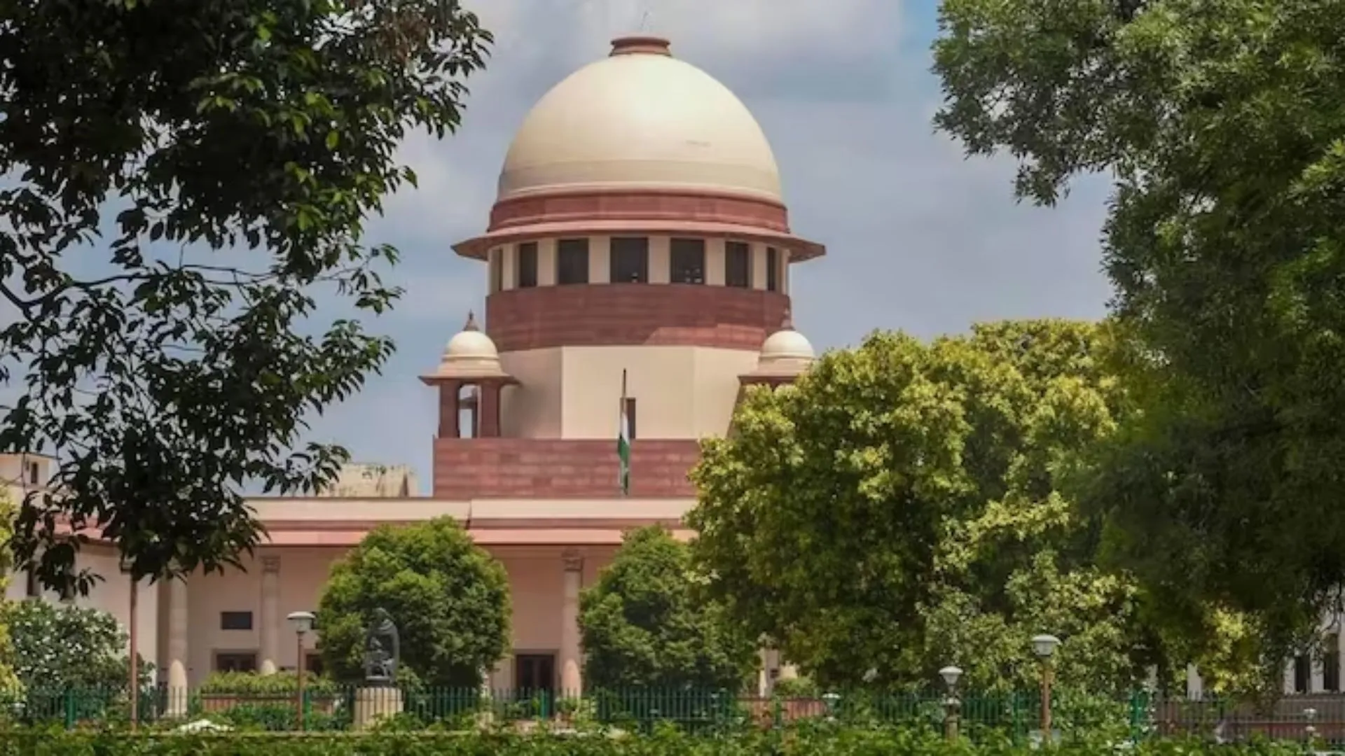 Badlapur Encounter: Advocate Files Petition In Supreme Court, Demands SIT Formation