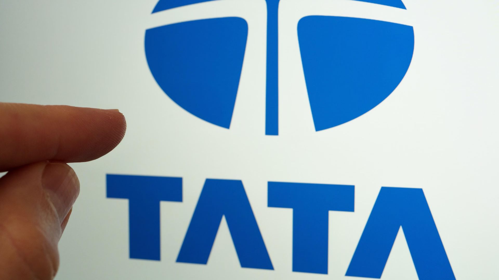 Tata Electronics to Add 20,000 Jobs at Hosur Plant: Chandrasekaran