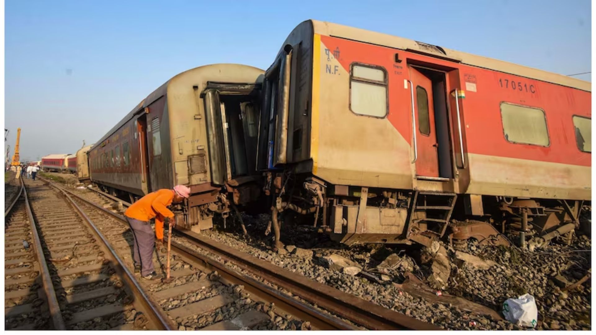 Three Wagons Of Goods Train Derailed In Madhya Pradesh