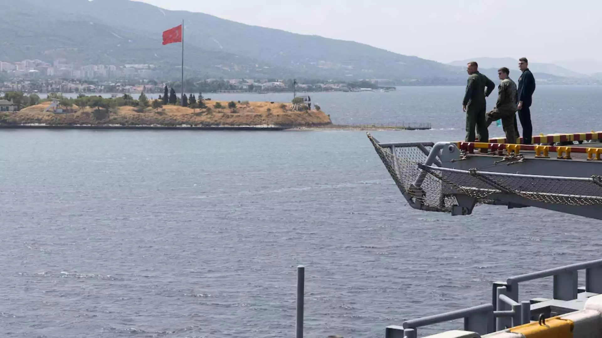 Watch Video: US Marines Assaulted by Turkish Nationalists During Port Visit in Izmir