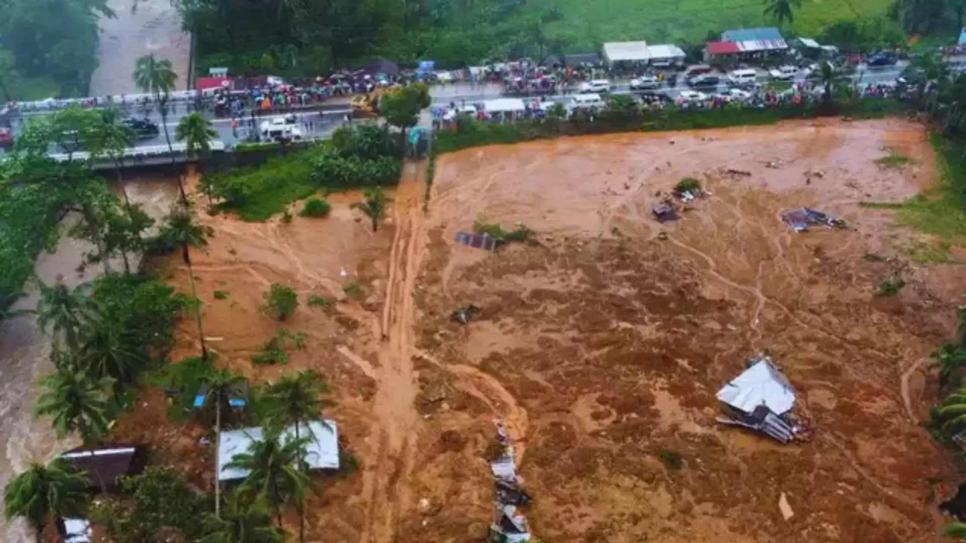 Uttarakhand On High Alert: Heavy Rainfall Triggers Landslides on Badrinath National Highway, Disrupts Traffic