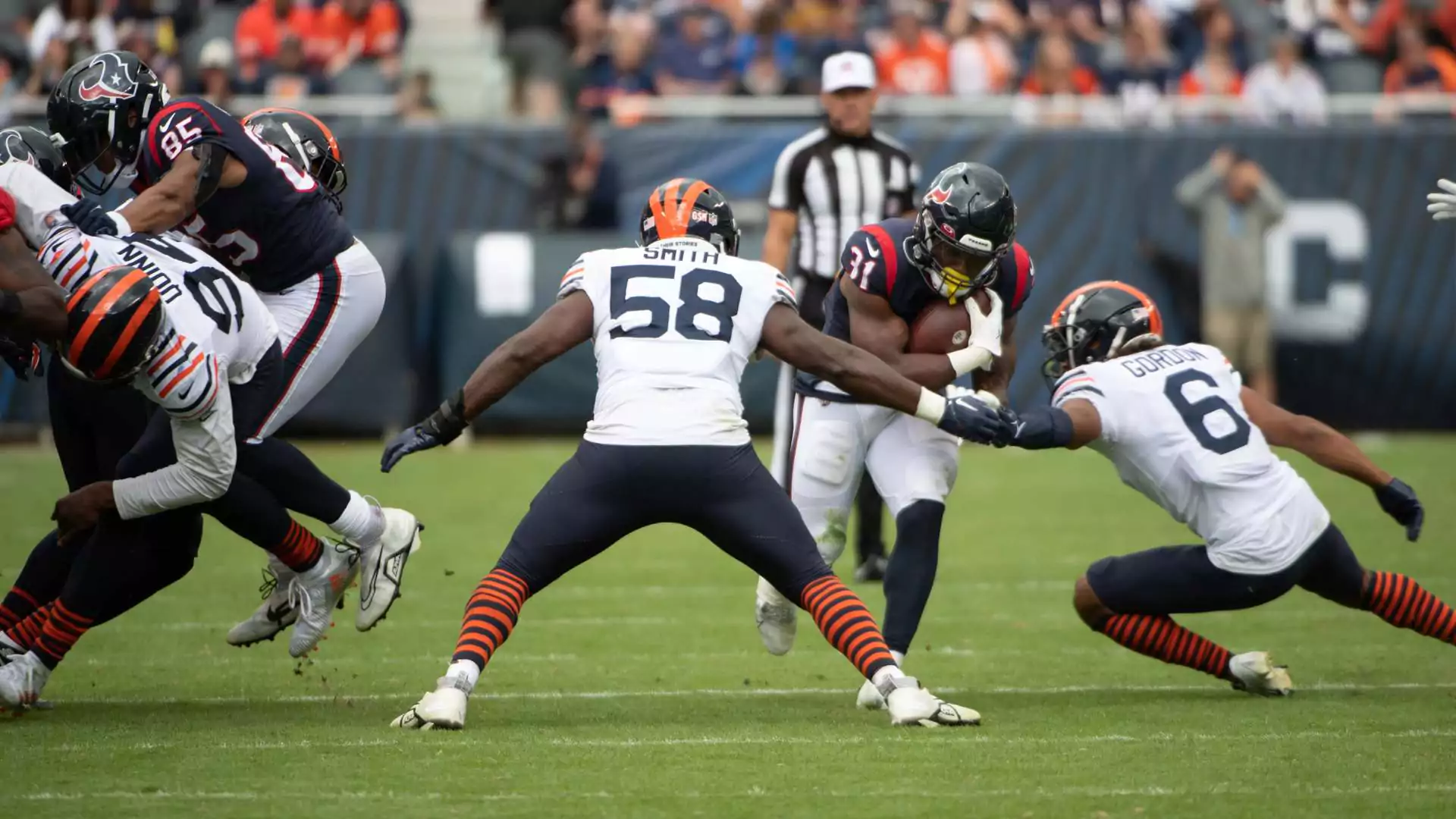 Houston Texans Edge Chicago Bears in a Thrilling Matchup