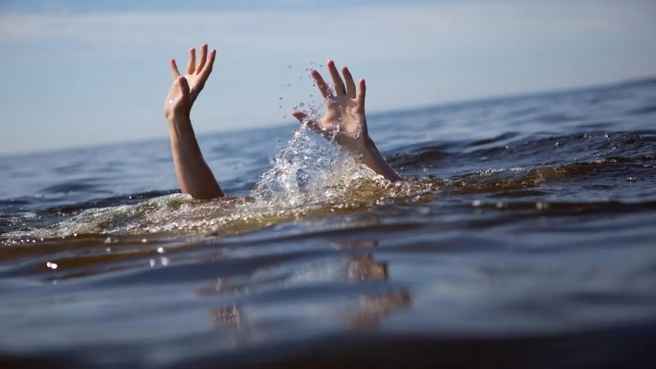 Two Men Drown In Yamuna River During Ganesh Visarjan; Search Operations Underway