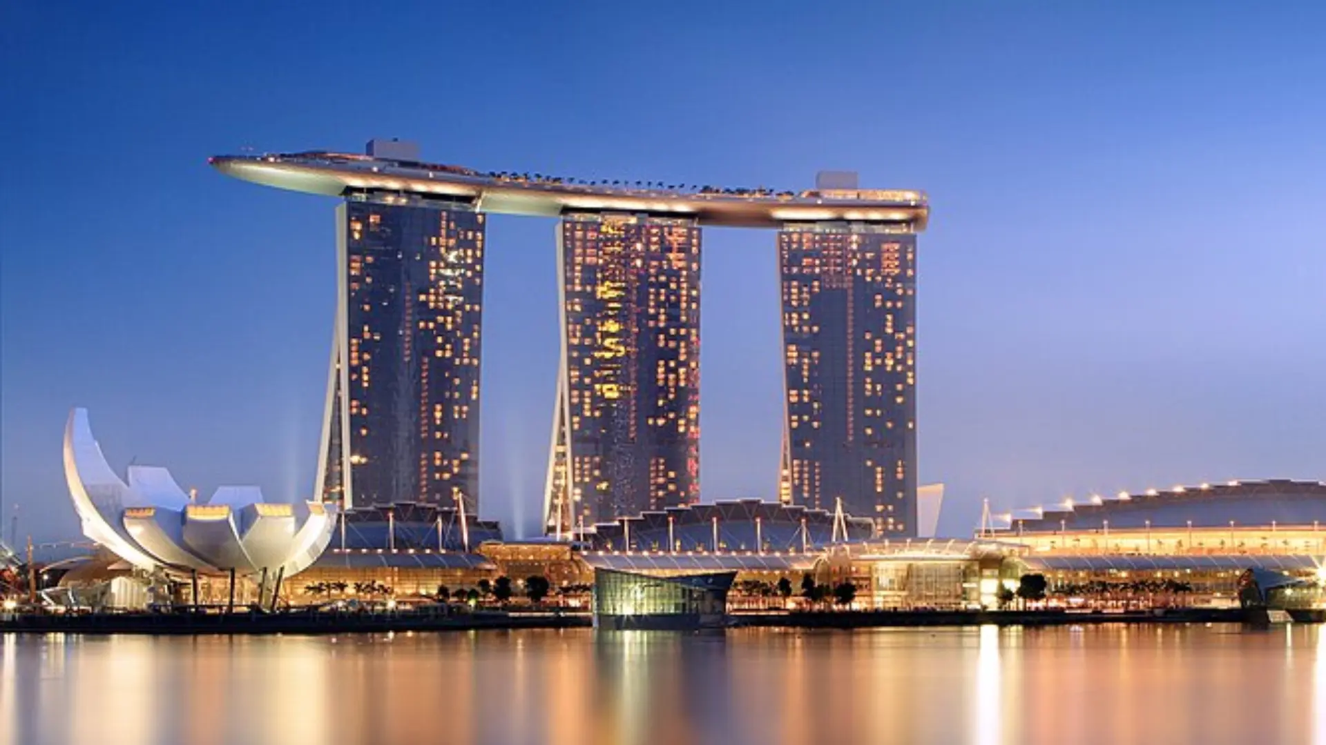 Indian Construction Worker, 37, Fined Rs 25,000 For Defecating At Entrance Of Singapore’s Marina Bay Sands