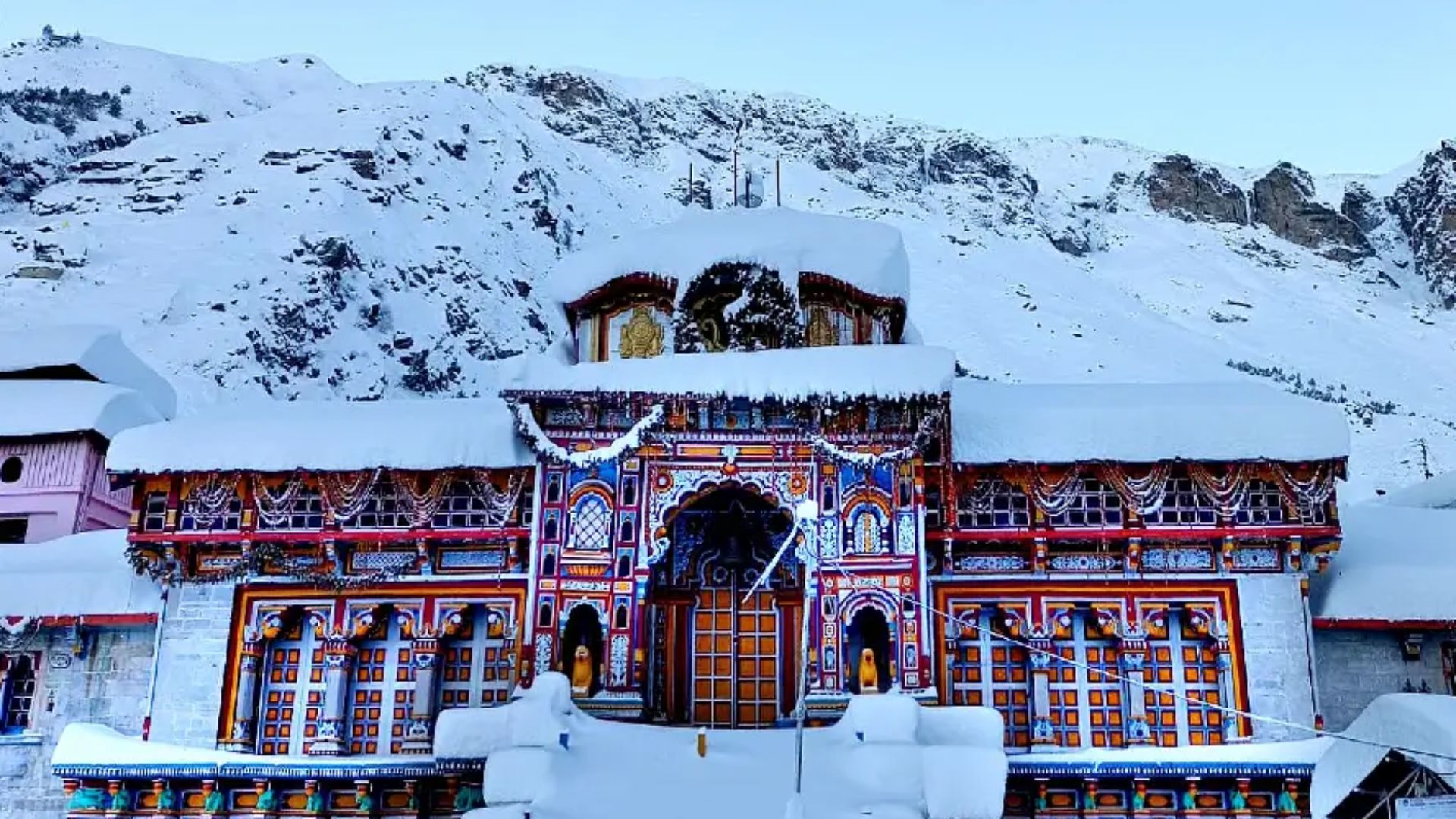 Portals Of Badrinath Dham To Be Closed On Nov 17 For Winter Session