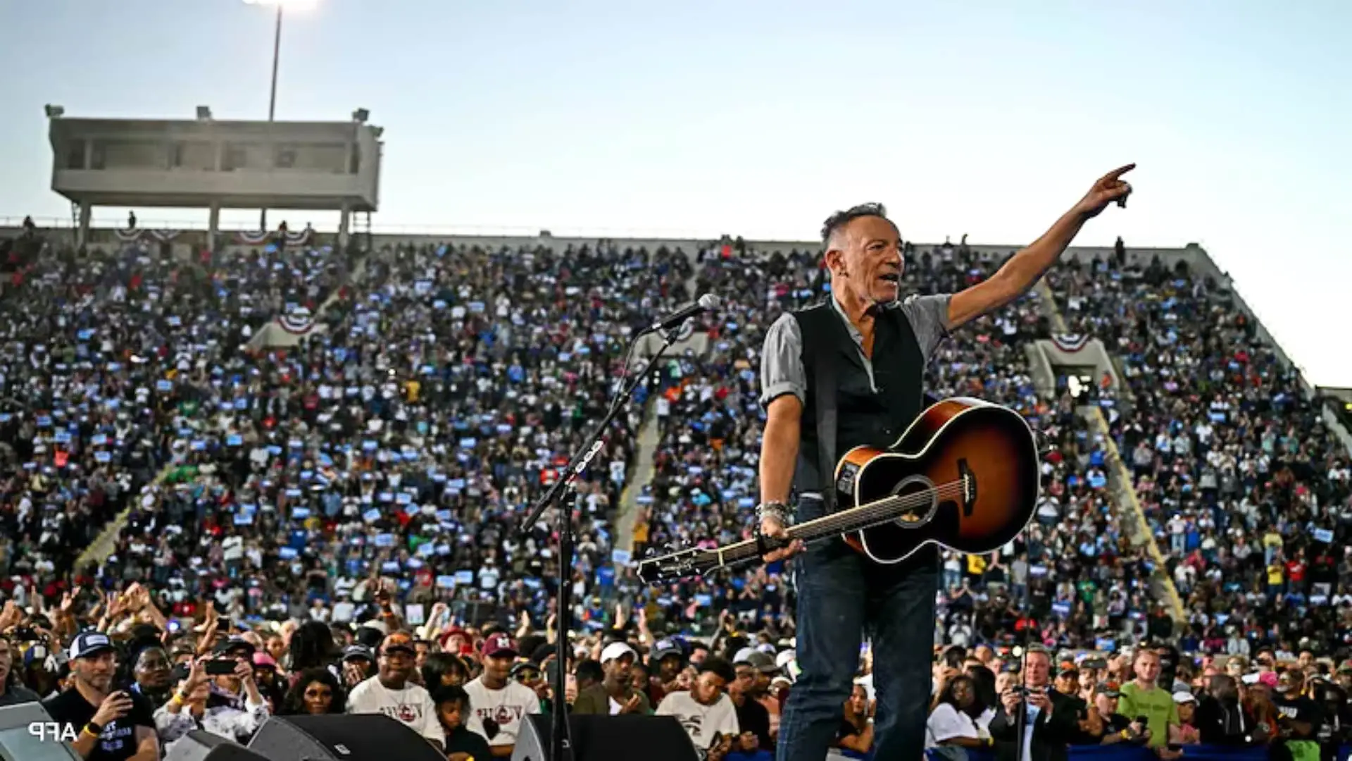 Bruce Springsteen Warns Of “American Tyrant” Trump At Kamala Harris’s Georgia Rally