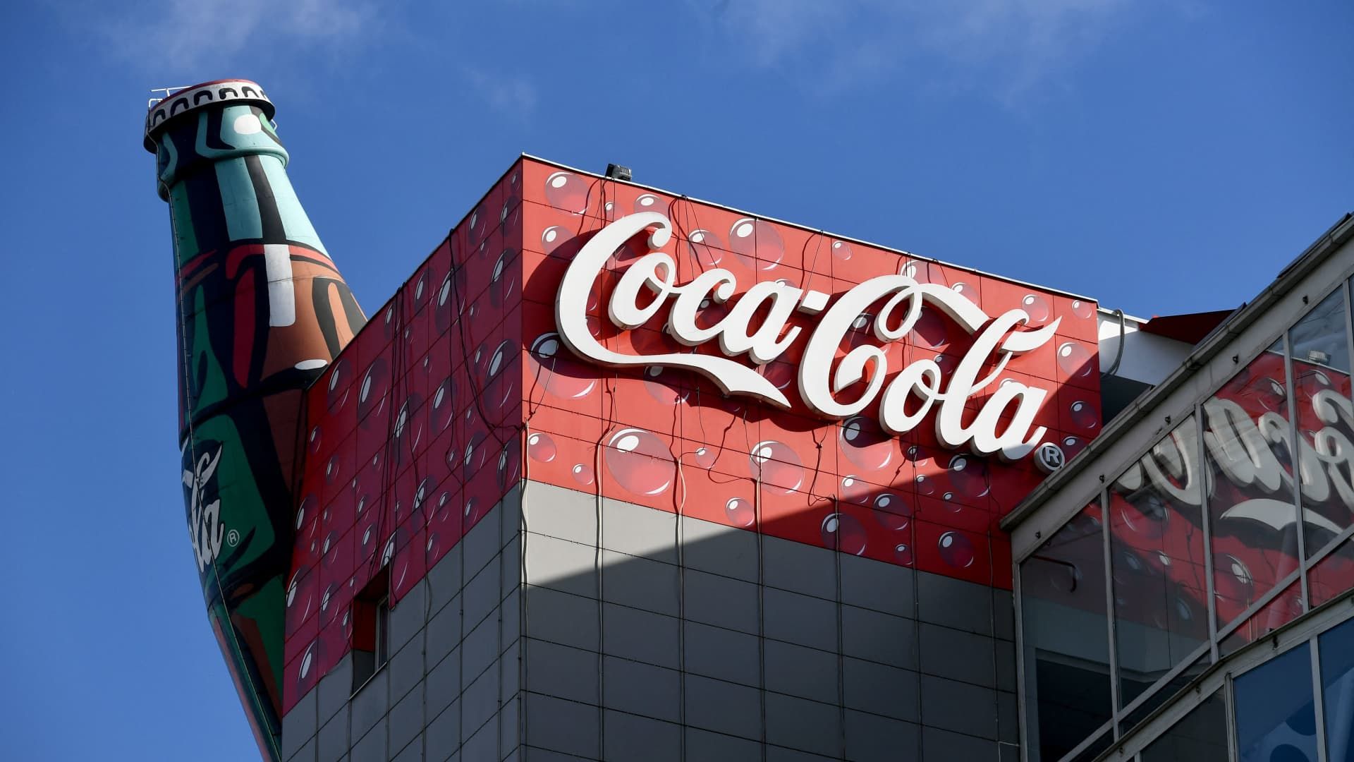 Coca-Cola Bets On Rising Soda Demand To Forecast Surge In Its Revenue