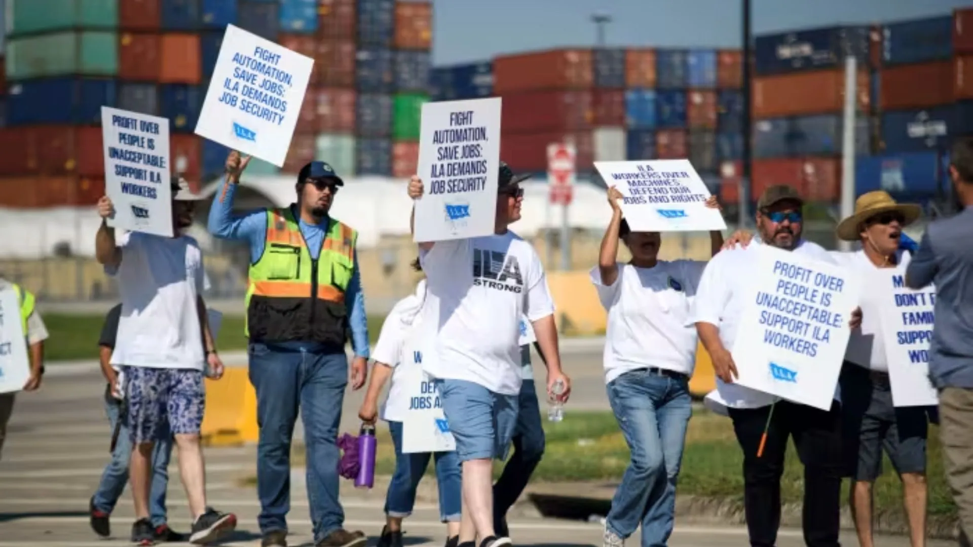 Dockworkers Halt Strike, Major Ports Set To Reopen Until January