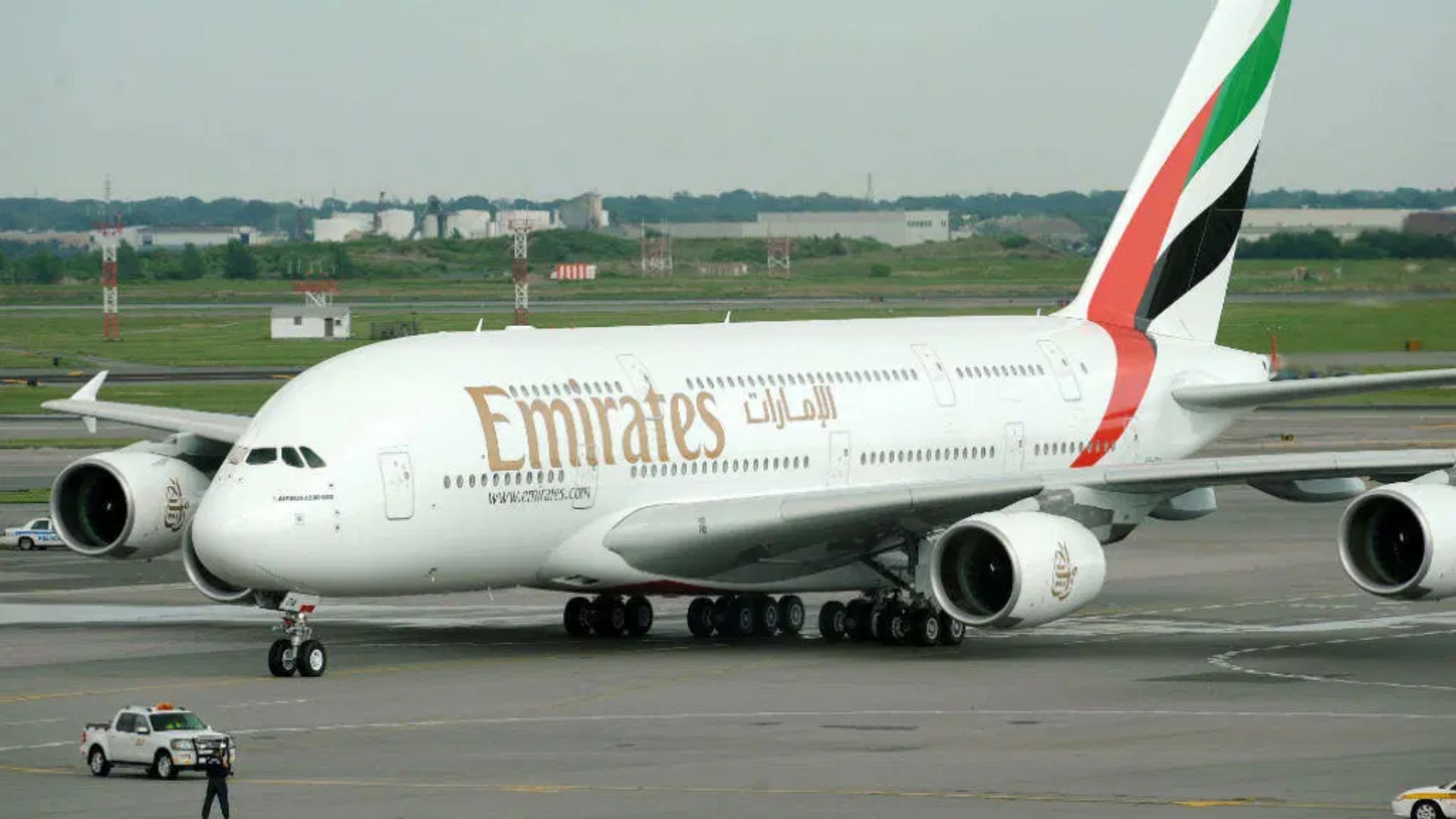 Emirates Bans Pagers, Walkie-Talkies Onboard After Lebanon Blasts