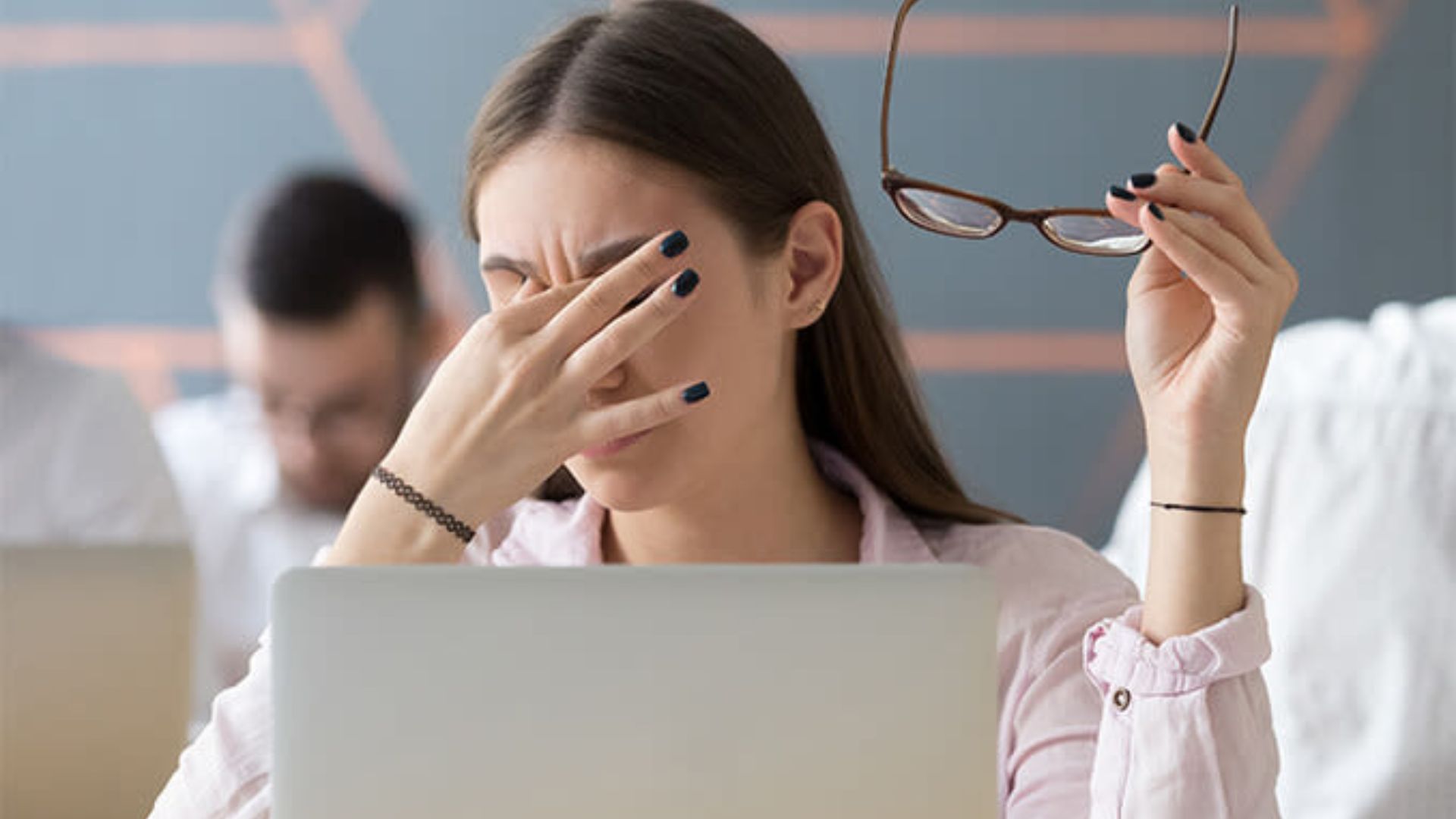 Ways To Reduce Eye Strain During Working Hours