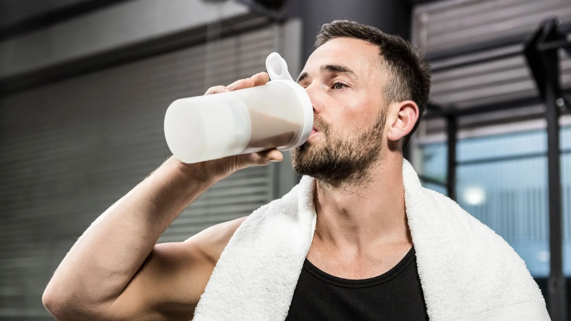 Is It More Beneficial To Eat Before A Workout Or After?