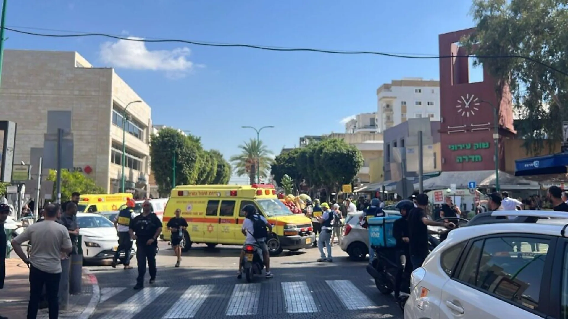 Six Injured In Hadera Terror Stabbing; Police Neutralize Attacker