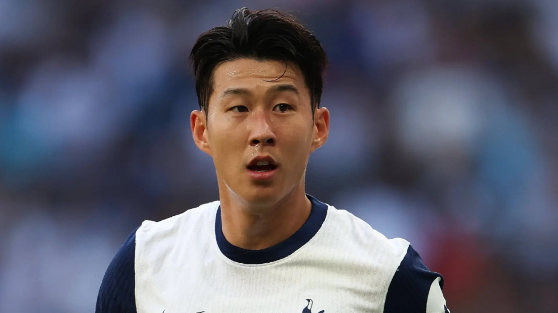 “Son’s Return: Tottenham and West Ham Unveil Starting XIs”