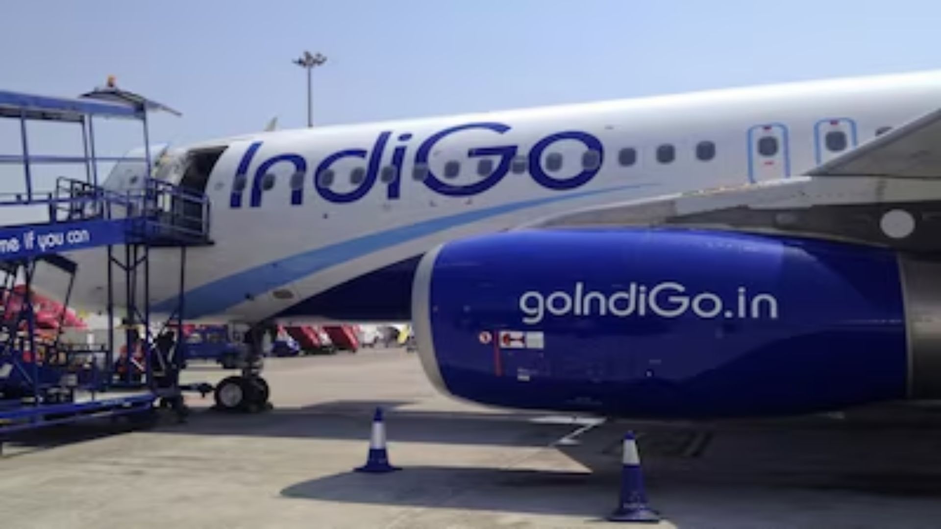 IndiGo Q2 Results: Airline Posts Rs 986 cr Loss Due To Higher Fuel Costs