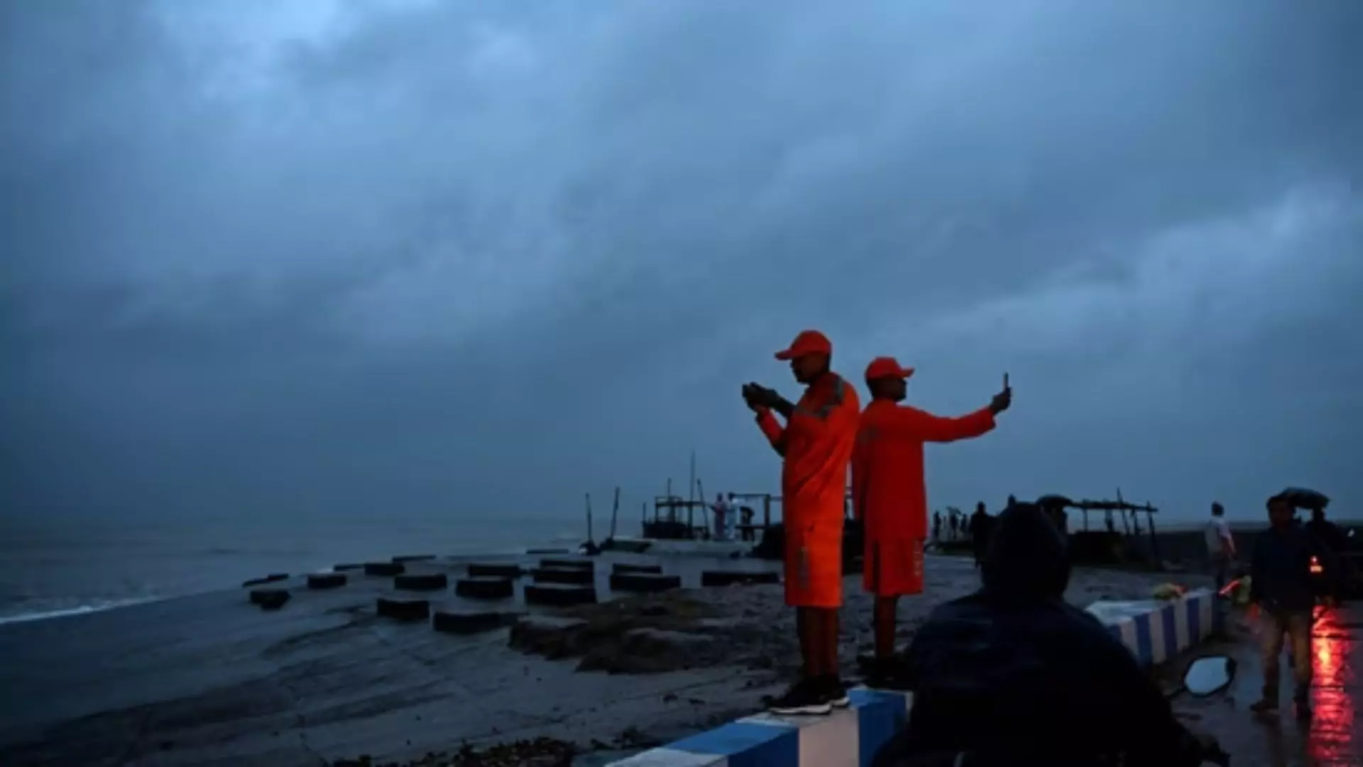 Cyclone Dana Begins Landfall Along Odisha Coast