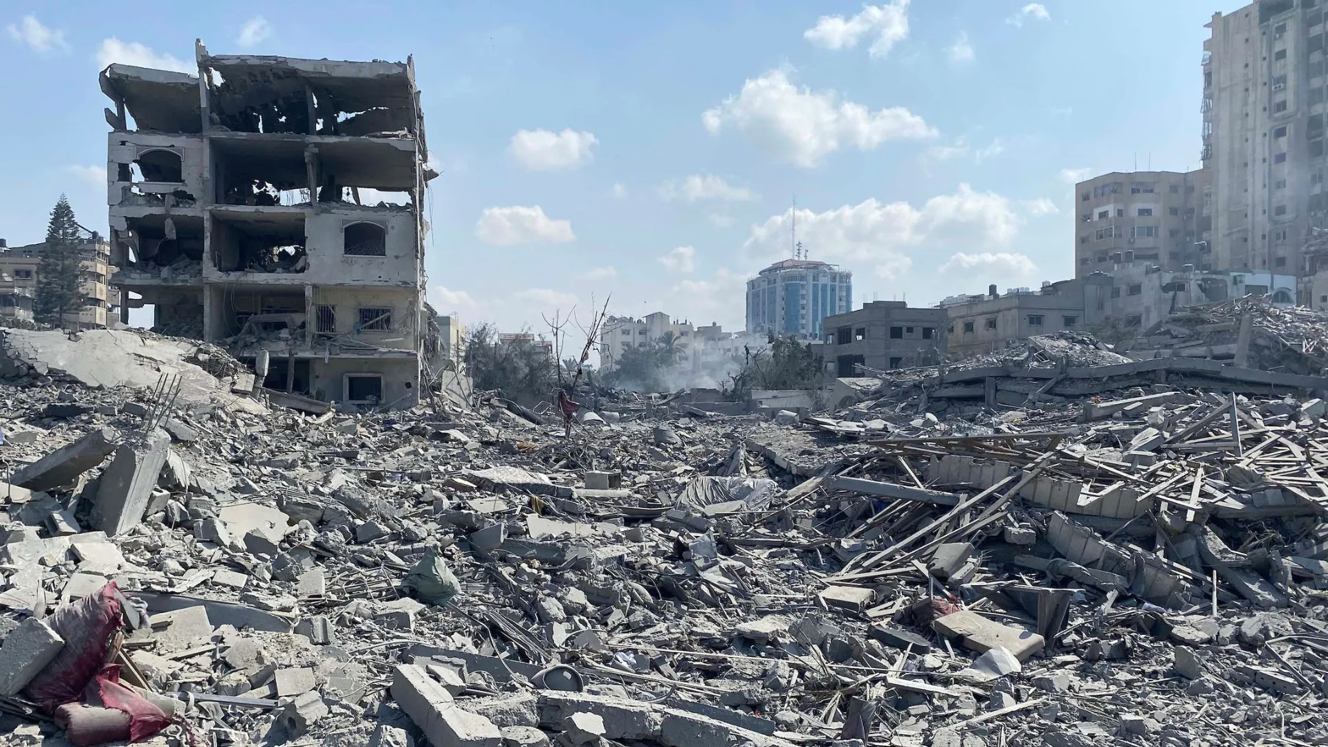 Israeli Airstrikes Claim 88 Lives In Northern Gaza Amid Escalating Conflict