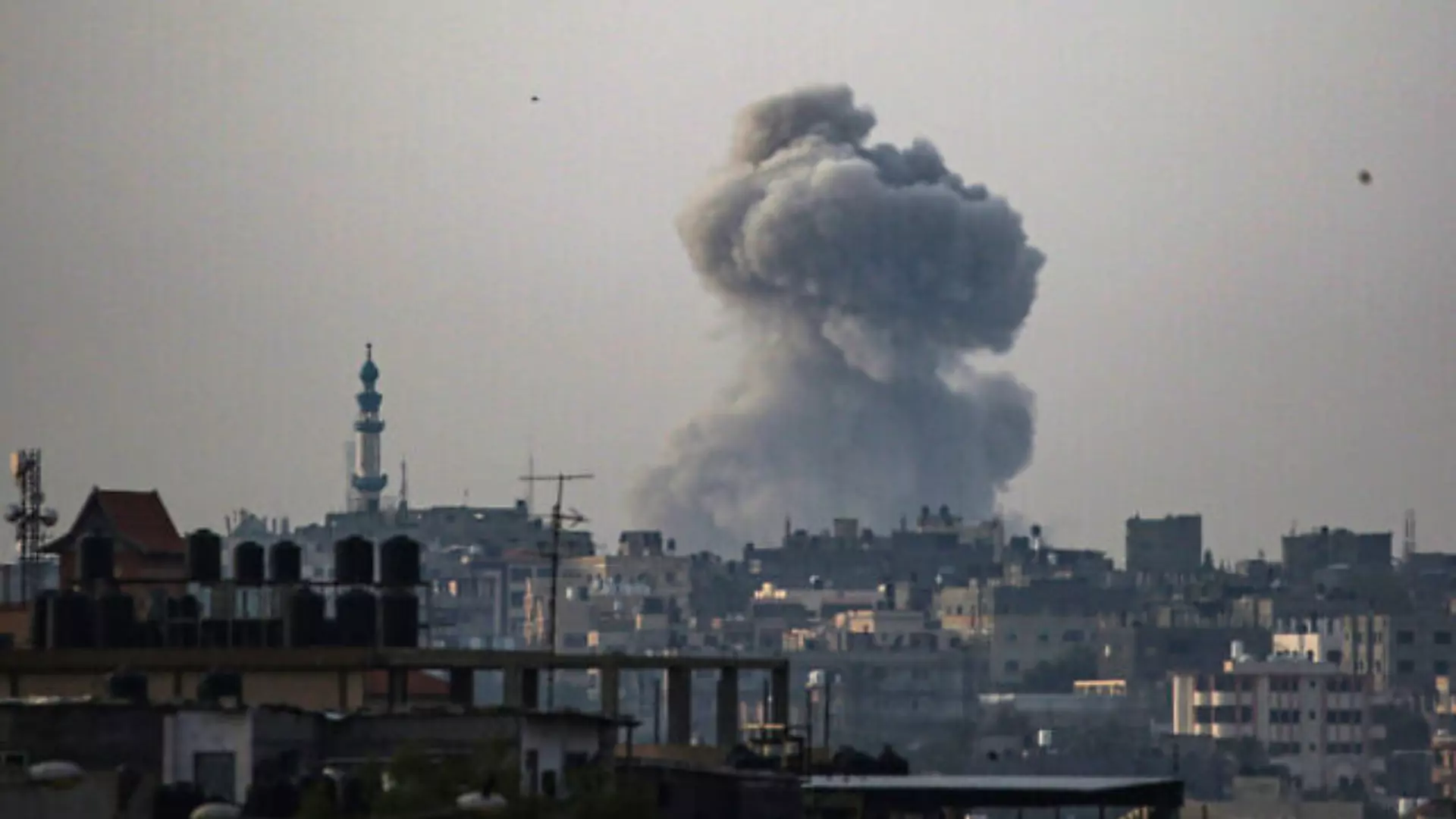 Israeli Strikes Kill Over 70 in Gaza: Palestinian Officials Report