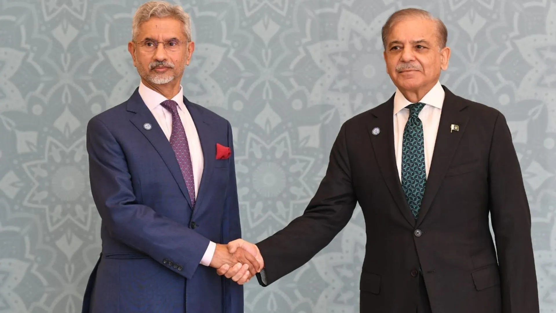 SCO Summit 2024: Jaishankar Receives Warm Welcome From PM Shehbaz Sharif | WATCH