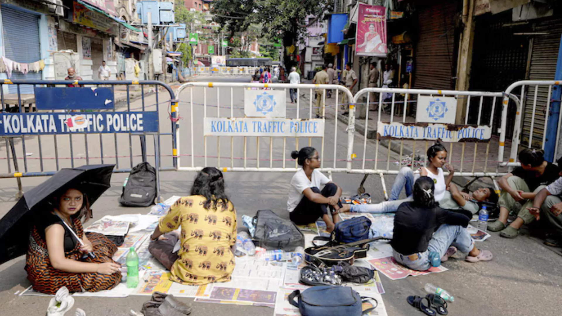 As The Doctors’ Hunger Strike Reaches Its 11th day, The Supreme Court Is Set To Hear The RG Kar Case Today.