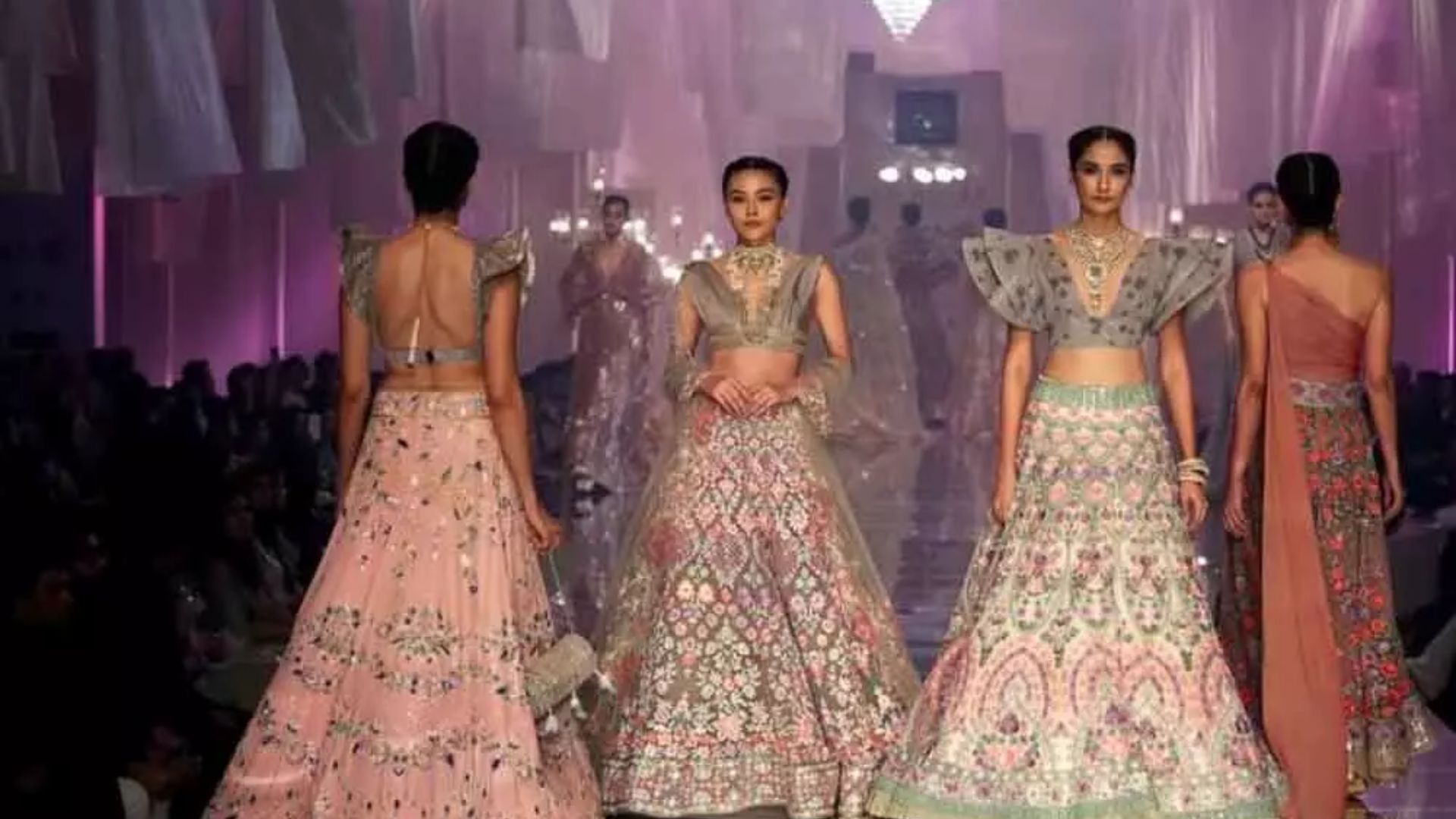 Students Dazzle At Lakmé Fashion Week With ‘Chor Bazar’ Collection