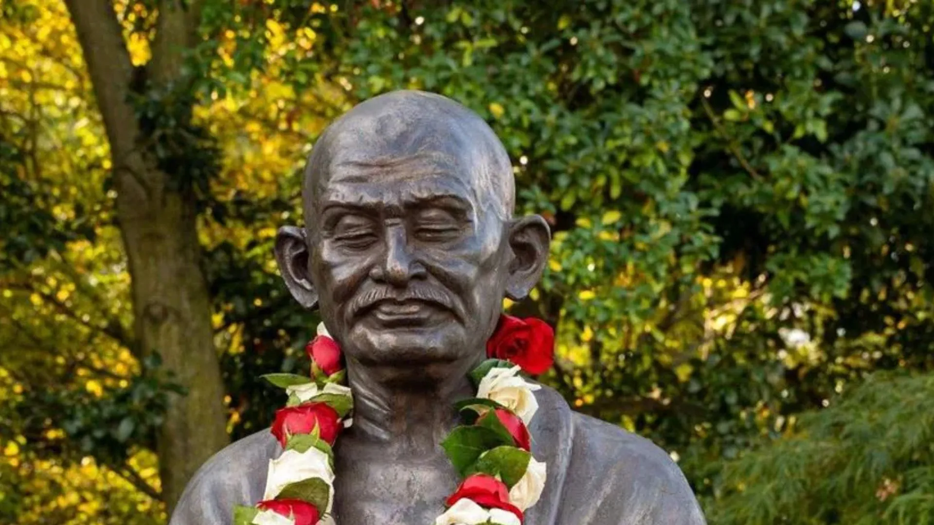 Mahatma Gandhi’s Legacy Honored With New Bust In Seattle